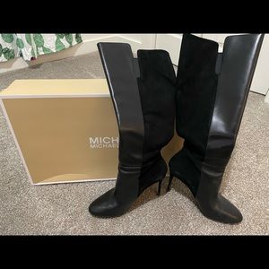Used Michael Kors leather Clara boot size 9.5
